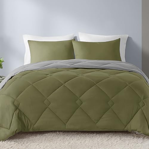 Comfort Spaces King Comforter Set, Chic Reversible Quatrefoil Quilting Comforters King, All Seasons, Lightweight Microfiber Bedding Set Matching Sham, Vixie, King Green/Grey 3 Piece