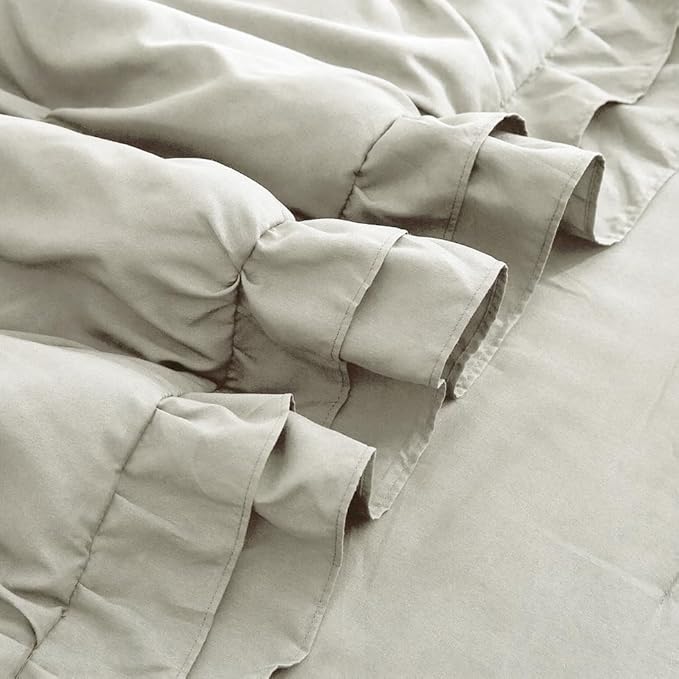 AMWAN Ruffled Pintuck Shabby Chic Farmhouse Comforter Set King Size 3 PCS (1 Solid Ruffled Comforter with 2 Pillowcases) Soft Fluffy Pinch Pleated Comforter Set All Seasons Comforter Set Light Grey