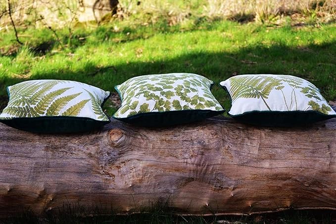 McAlister Textiles Decorative Tapestry Throw Pillow Cover Scatter Cushion with Fern Tapestry Design & Green Velvet Backing for Lounge, Bedroom & Garden.