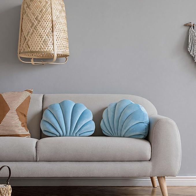 Marsui Blue Seashell Decorative Pillow, 13 Inch Beach Themed Shell Shaped Throw Pillow Gift 3D Insert Beach Soft Velvet Sea Ocean Mermaid Room Decoration Couch Bed Cute Cushions