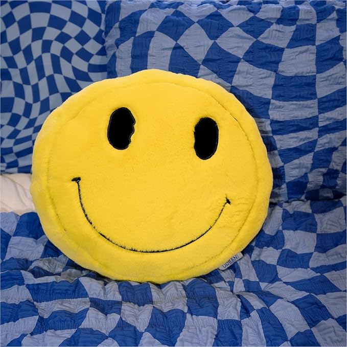 Urban Lifestyle Happy Face Decorative 18" Throw Pillow, Soft Plush Emoji Cushion for Living Room, Bedroom, Couch or Office