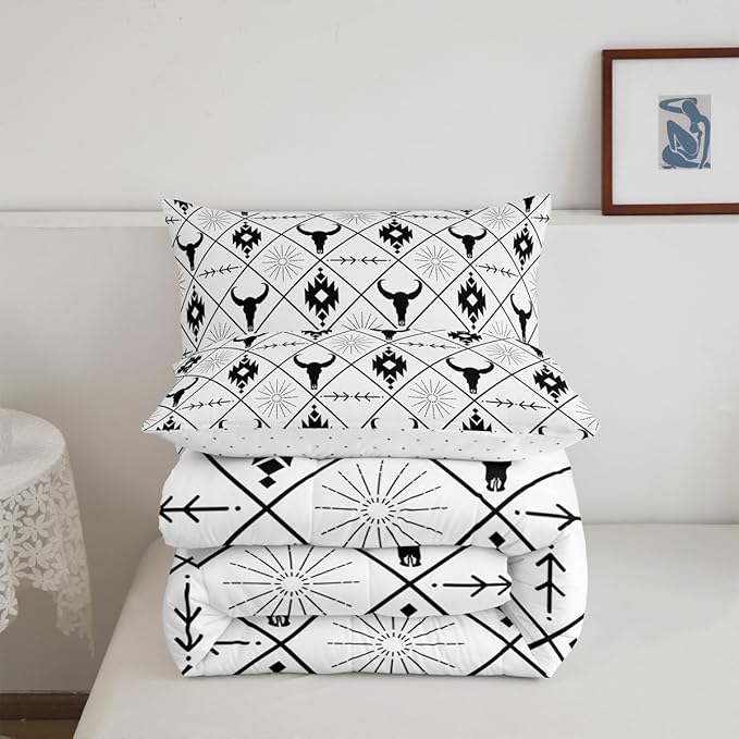Erosebridal Boys Bull Skull Comforter Set Toddler Size, Ethnic Western Horns Bedding Set Teens Tribal Aztec Boho Southwestern Duvet Insert Farmhouse Animal Vintage Quilt, 1 Pillow Case, Black White