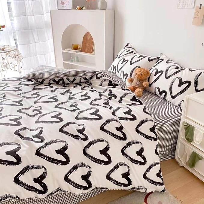 Pureant Love Comforter Set King Black and White Comforter Cotton Boho Black Quilts Women Men Heart Shaped Comforters Boys Teens Kawaii Comforter Cute Soft White Bedding Love Heart King Size Bedding