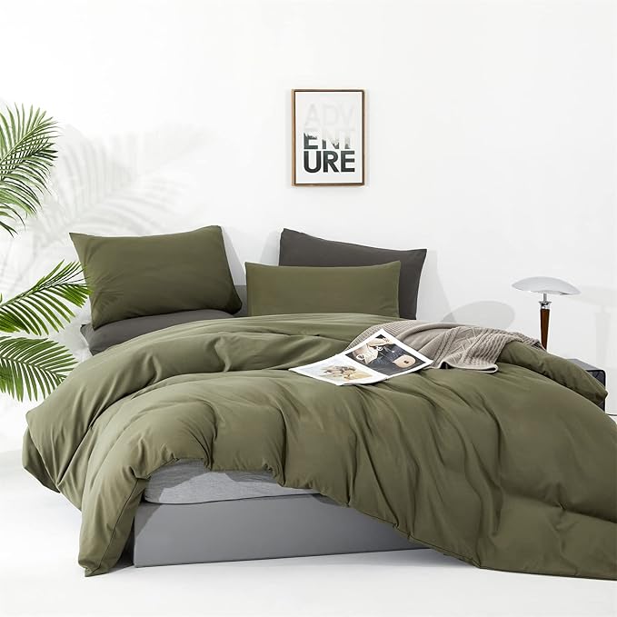 CLOTHKNOW Olive Green Queen Comforter Set Green Bedding Comforter Sets Soft All Season Dark Green Comforter with 2 x Pillow Cases