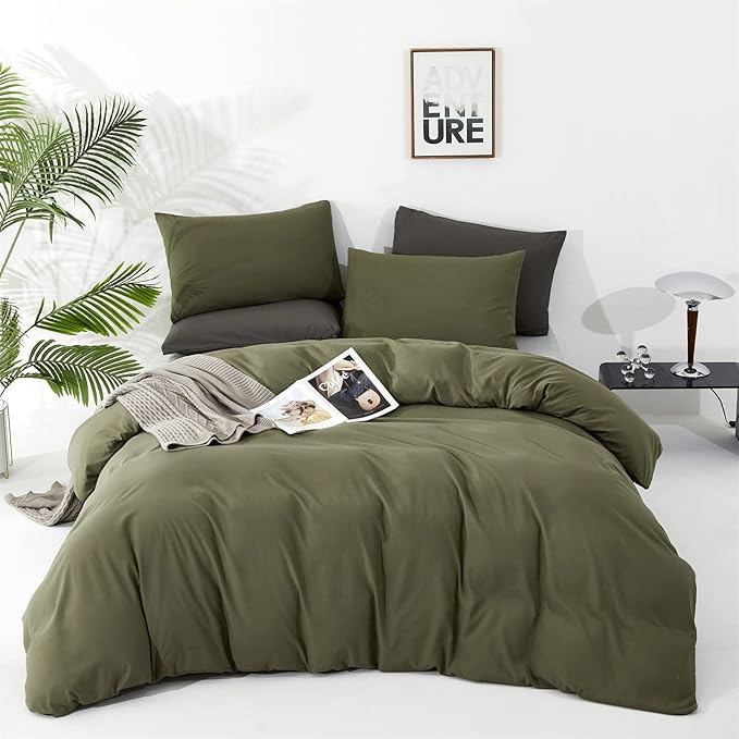 CLOTHKNOW Olive Green King Size Comforter Set Green Bedding Comforter Sets Soft All Season Hunter Green Comforter with 2 x Pillow Cases