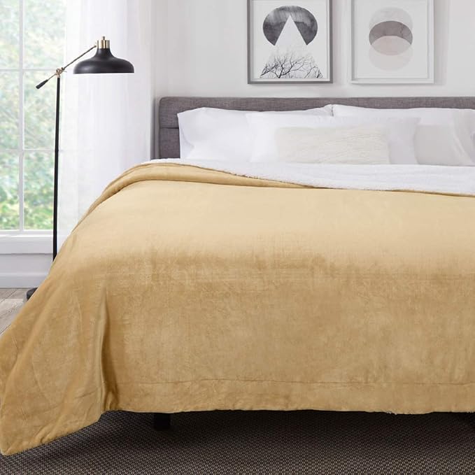 Genteele Sherpa Throw Blanket Super Soft Reversible Ultra Luxurious Plush Blanket, 60 x 80 inches, Camel/White