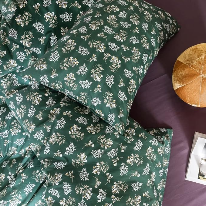 mixinni Twin XL Comforter Set Floral, Green Comforter Twin XL Size Fluffy, Cottagecore White Small Flowers Leaves Comforter with 2 Pillow Cases for All Seasons-3 Pieces