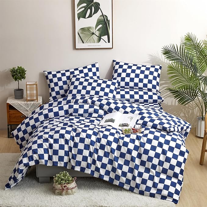 CLOTHKNOW Blue White Plaid Full Size Comforter Sets Grid Bedding Comforter Sets Soft Blue Comforter with 2 x Pillow Cases