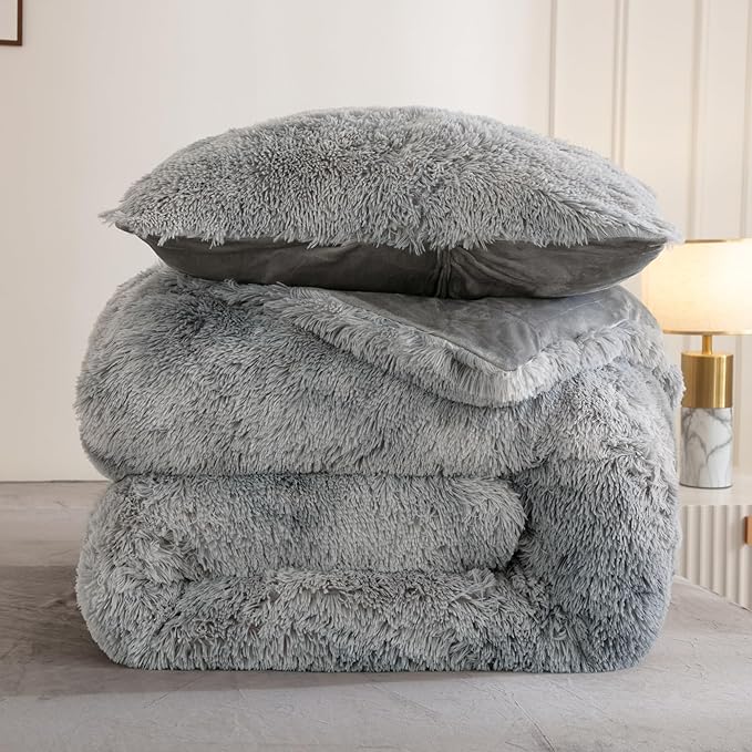 Andency Faux Fur Tie-Dyed Grey White Comforter for Queen Size Bed, 3 Pieces Fluffy Fuzzy Plush Bedding Comforter Set (1 Shaggy Velvet Comforter & 2 Pillowcases), Soft Puffy Bedding Set