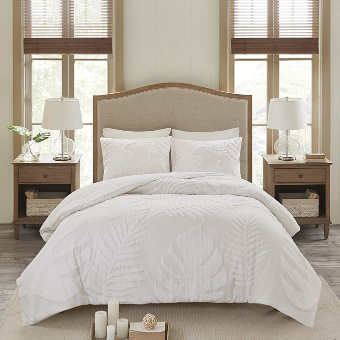Madison Park Tufted Chenille Cotton Comforter, All Season Bedding Set, Matching Shams, Bahari, Coastal Palm Leaf Off White King/Cal King(104"x92") 3 Piece