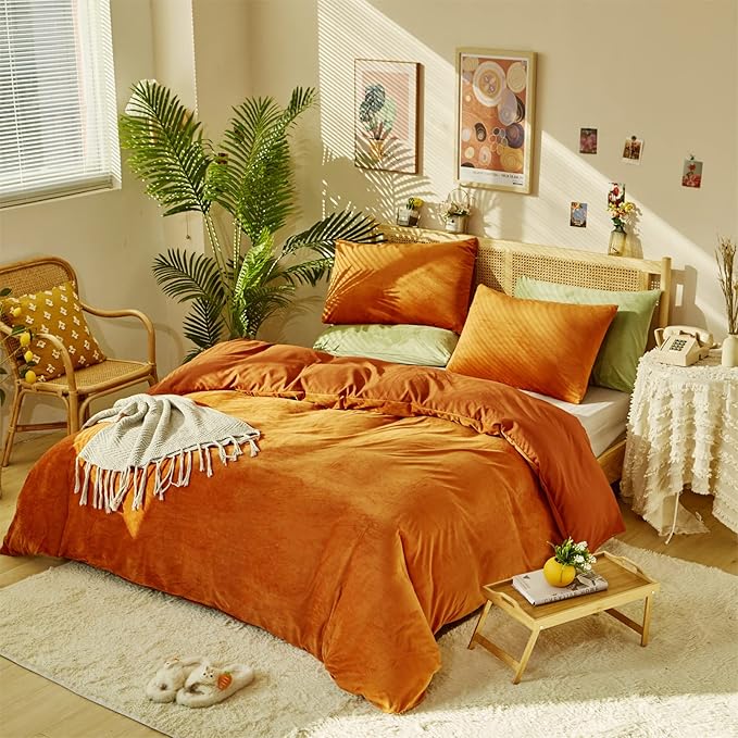 KAREVER Burnt Orange Color Velvet Comforter Set King Solid Rust Color Flannel Velvet Bedding Comforter Set All Caramel Colour 3 PCs Shaggy Soft Warm and Durable Flannel Blanket King
