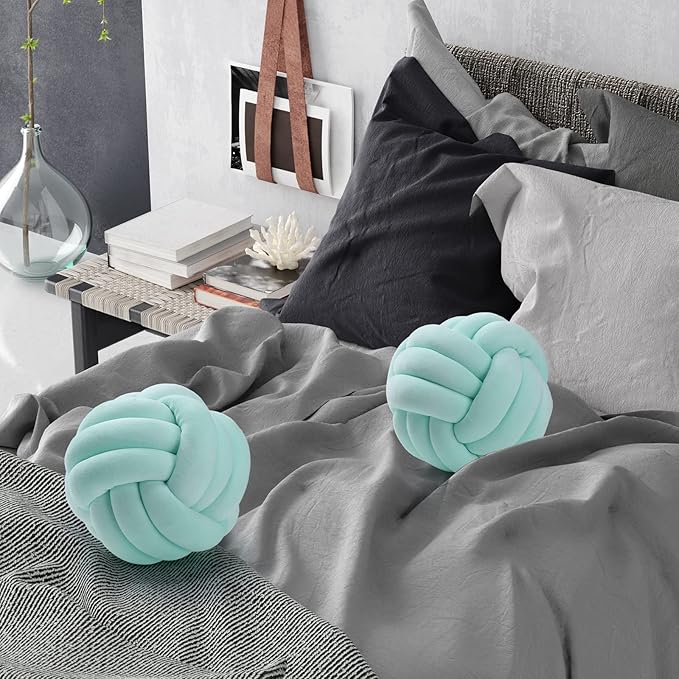 Namalu 2 Pcs Soft Knot Pillow Ball, Decorative Round Throw Knotted Pillows Cushion, Handmade Stuffed Ball Pillows for Winter Bedroom Sofa Couch Home Decor(7.87 Inches,Light Green)
