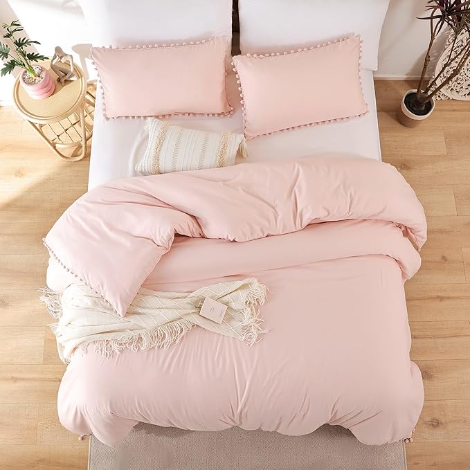 YIRDDEO Twin Comforter Set - Comforter Twin Size Bed with Ball Pom Fringe, Soft Bedding Set for All Seasons - 2 Pieces, 1 Comforter (66"x90") & 1 Pillow Sham(20"x26"), Blush