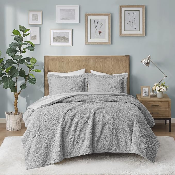 Madison Park Ultra Soft Luxury Premium Plush Comforter Mini Modern All Season Down Alternative Bedding Set with Matching Sham, King, Grey