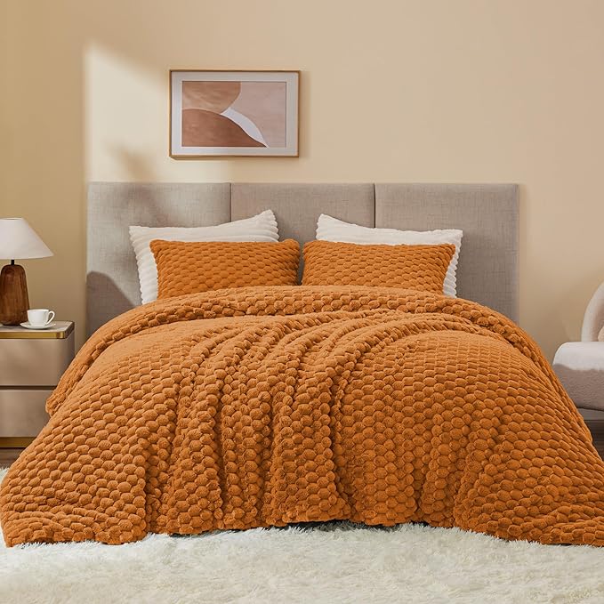 BEDELITE Fluffy Twin Comforter Set - Burnt Orange Fleece Soft Comforter for Twin Size Bed, Luxury Warm Bedding Set for Winter, Fuzzy Bed Set 2 Pieces (1 Comforter, 1 Pillowcase)