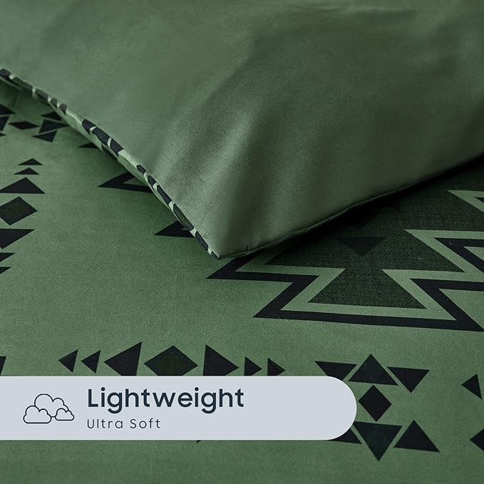 Wake In Cloud - Western Comforter Set, Boho Southwestern Rustic Farmhouse Style with Aztec Geometric Block Pattern, Soft Lightweight Bedding, 3 Pieces, Dark Olive Green, Queen Size