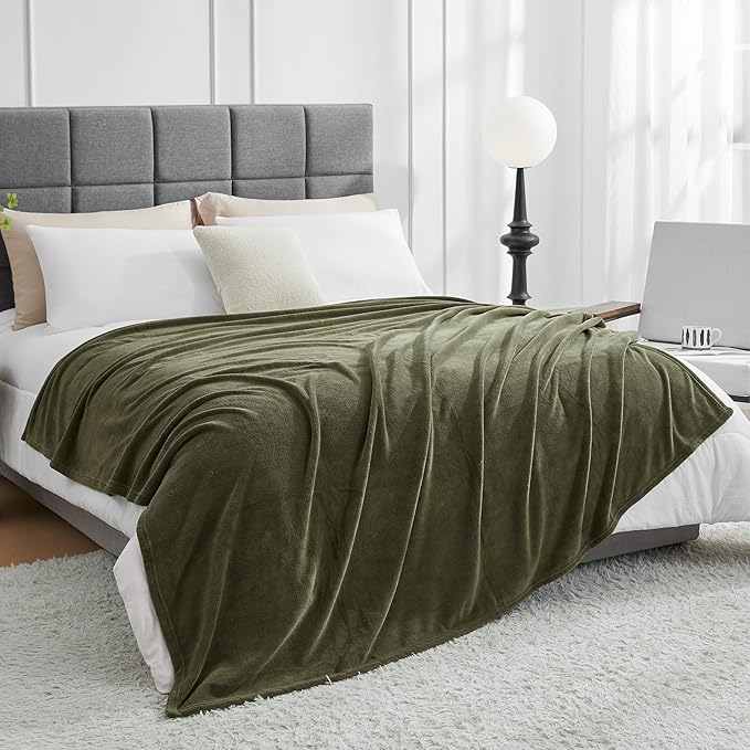Hansleep Fleece Moss Green Full Blanket, Super Soft Flannel Fuzzy Plush Cozy Blanket for All Seasons, Moss Green, Full 84x90 Inches