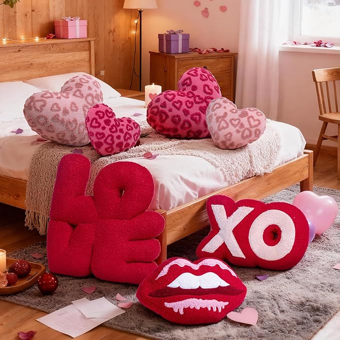 Lanpn Valentines Day Heart Pillows 2Pcs, Love Heart Shaped Pillow Plush Throw Pillow Heart Decorative Cushion for Holiday Home Couch Bed Sofa Valentine's Day Decor (Hot Pink, 16.5x12in/14x10.5in)