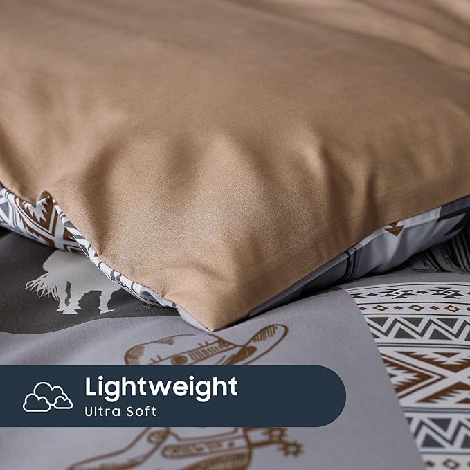 Wake In Cloud - Western Comforter Set, Southwestern Aztec Country Horse Cowboy Rustic Ranch Pattern Printed, Soft Lightweight Bedding, 3 Pieces, Gray Brown, Queen Size