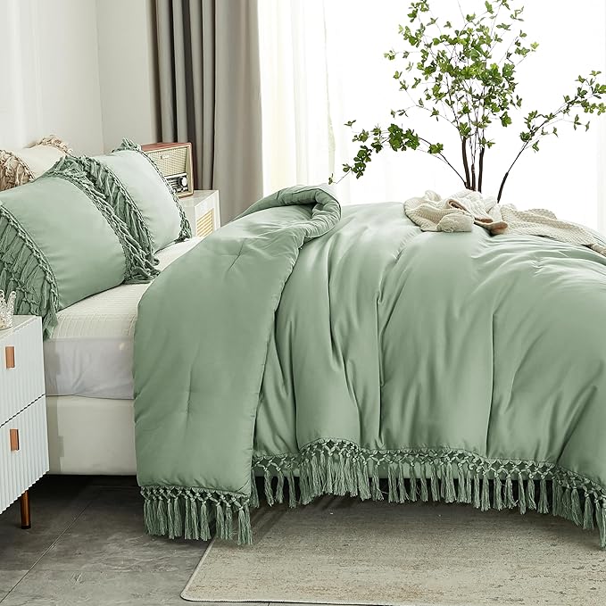 Andency Full Size Comforter Set Sage Green, 3 Pieces Boho Tassel Lightweight Vintage Soft Bedding Comforter Sets, All Season Fluffy Fringe Bed Set (79x90In Comforter & 2 Pillowcases)