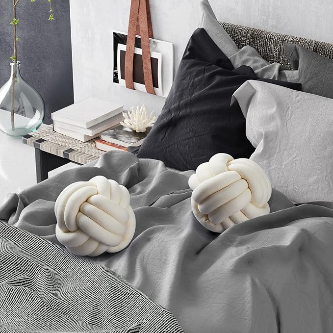 Namalu 2 Pcs Soft Knot Pillow Ball, Decorative Round Throw Knotted Pillows Cushion, Handmade Stuffed Ball Pillows for Winter Bedroom Sofa Couch Home Decor(10.6 Inches,Cream White)