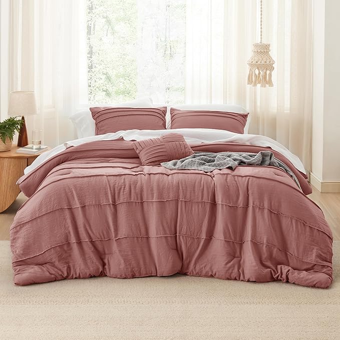 Bedsure Twin Comforter Set - 3 Pieces Pinch Pleat Bed Set, Dusty Pink Boho Bedding for All Season, 1 Soft Comforter, 1 Pillowcase, 1 Decorative Pillow