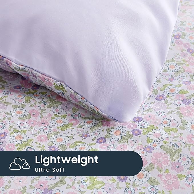 Wake In Cloud - Floral Comforter Set, Cute Vintage Flower Cottagecore Aesthetic for Women Teen Girls, Soft Lightweight Dorm Bedding, 3 Pieces, Lilac, Queen Size