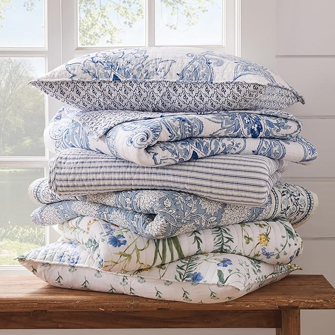 Levtex Home - Bennett Quilt Set - Twin/Twin XL Quilt + One Standard Pillow Sham - Floral Paisley - Blue and White - Quilt Size (68x86in.) and Pillow Sham Size (26x20in.) - Reversible - Cotton