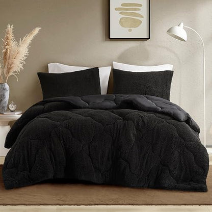 Comfort Spaces Comforter Set, Chic Reversible Quatrefoil Quilting, Sherpa Comforters Queen, All Seasons, Lightweight Microfiber Bedding Set Matching Sham, Vixie, Full/Queen Black/Black 3 Piece