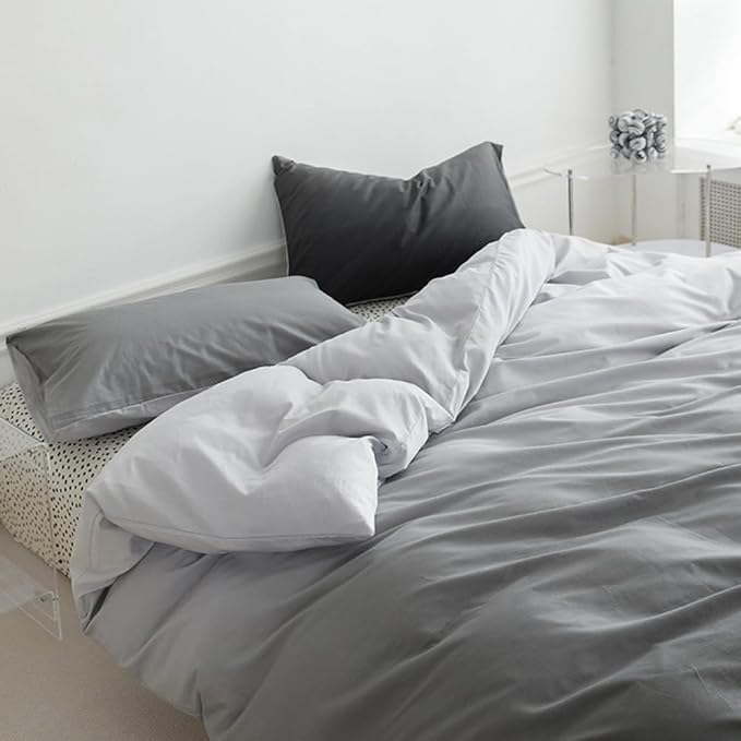 CLOTHKNOW Grey Silver California King Comforter Set Gray Gradient Bedding Comforter Sets Soft Tone Grey Comforter with 2 x Pillow Cases