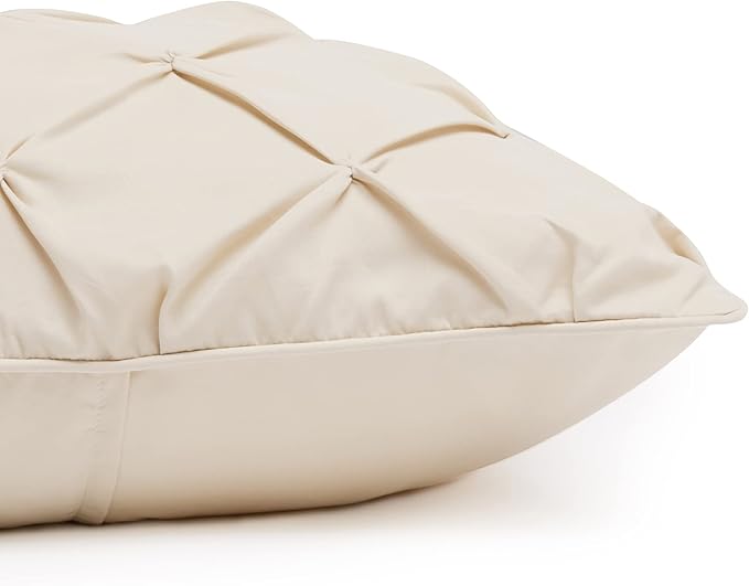 Amazon Basics All-Season Down-Alternative 3-Piece Comforter Bedding Set, Soft Lightweight Microfiber, Pinch Pleat Design, King, Beige