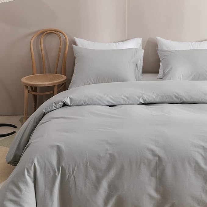 KAREVER Silver Grey Comforter Set Cal King Bright Gray Beddig Set for Kids Teens Adult Solid Silver Color Bedding Set 3 Pieces with 2 Pollowcases Lightweight Durable Gray Comforter
