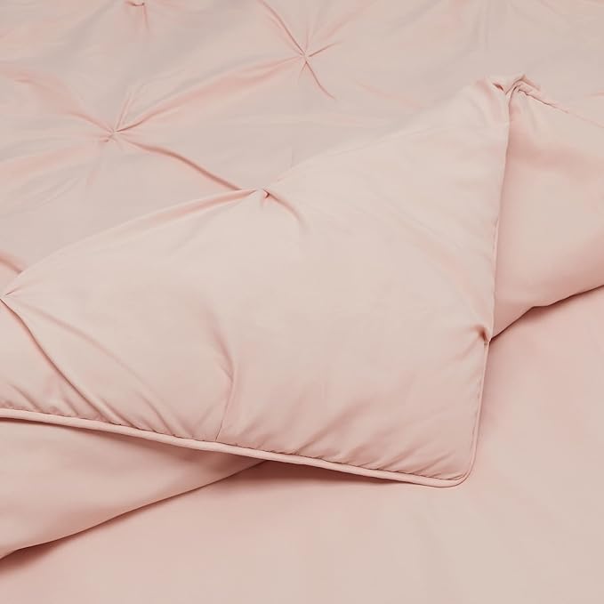 Amazon Basics Queen Size Comforter Sets, All-Season Down-Alternative 3-Piece Bedding Set, Pinch Pleat Design, Full/Queen Size, Blush