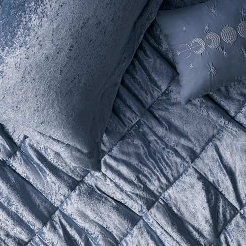 Intelligent Design Queen Comforter Set, Velvet Comforter Set , Luxury Diamond Quilting Comforter Set, Fluffy Comforter Bed Set with Decorative Pillowand 2 Shams, 4 Piece Blue, Full/Queen