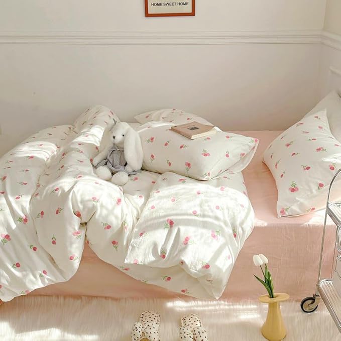 Nayoroom Pink Floral Comforter Set Queen Size Coquette Tulip Printed on White Comforter 3 Pcs Kids Girls Soft Lightweight Cute Bedding Set for All Seasons (1 Comforter, 2 Pillow Shams)
