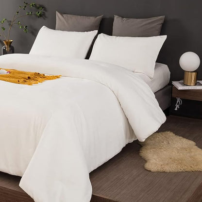 CLOTHKNOW White Velvet California King Comforter Set Fluffy Bedding Comforter Sets Soft Flannel Comforters White Comforter with 2 x Pillow Cases