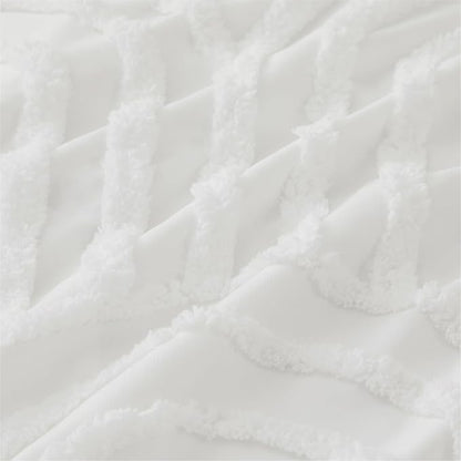 Bedsure Boho Tufted White California King Comforter, GentleSoft™ 3 Pieces Boho Farmhouse Decor Bedding, Arch Shabby Chic Bedding for All Seasons, 1 Bed Comforter, 2 Pillow Shams, 104x96 Inches