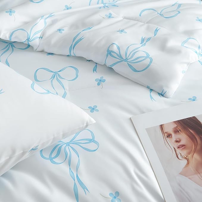 Queen Comforter Set White - Blue Bow Comforter Set Queen Size, Quilt Bedding Set 3 Pieces, Soft Lightweight Comforter(90‘’ x 90‘’) for Girl All Season & 2 Pillow Cases(30‘’x20‘’)