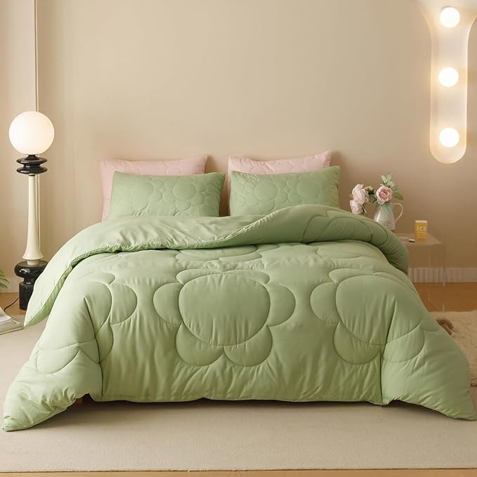 karever Sage Flower Comforter California King Green Sunflower Print Bed Cal King Comforter Set 3 PCs Green Floral Comforter Set for Women Girls Bedroom Decor All Season Hotel Quality Comforter