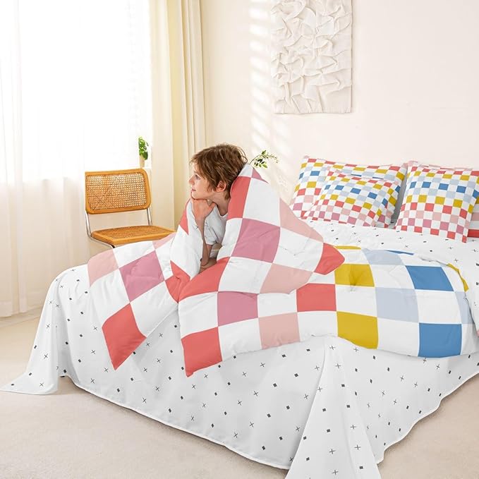 Feelyou Multicolored Checkered Retro Comforter Set with Sheets 7 Piece King Size Geometric Cute Bed in a Bag Kids Boys Girls Colorful Bedding Set Modern Groovy Aesthetic Bedroom Decor Breathable Soft