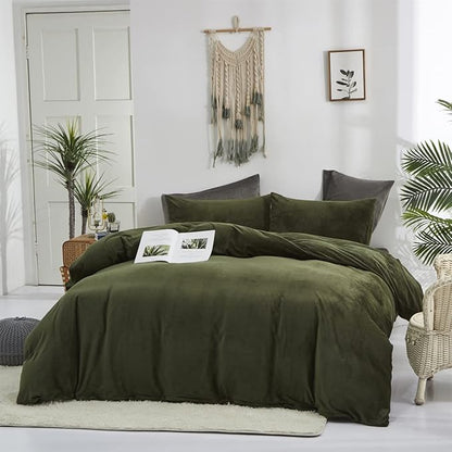 Pureant Army Green Velvet Comforter Queen Solid Dark Color Fluffy Bedding Comforters Women Men Plain Fluffy Olive Soft Quilts Cozy Blackish Green Flannel Blankets Puffy Military Hunter Green Bed