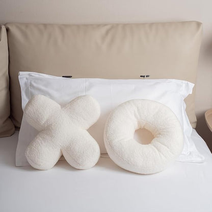 XO Pillow Plush, White Throw Pillows Valentine's Day Decorative Hugs and Kisses, Cute Pillows Romantic Home Décor for Sofa, Bedroom, Living Room 12.5x12.5 Inch Set of 2