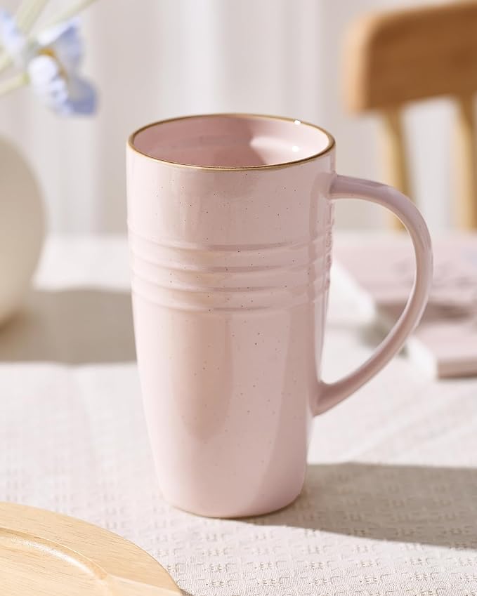 famiware Jupiter Large Coffee Mug, 20oz Coffee Mug with Lid, Ceramic Cup with Handle for Latte, Tea, Cocoa, Milk, Home & Office, Microwave and Dishwasher Safe, Light Pink