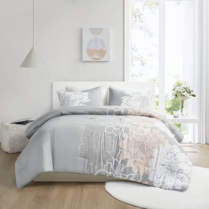 Madison Park Delilah Sateen Cotton Comforter Set, Breathable, Soft Cover, Modern Print, All Season Down Alternative Cozy Bedding with Matching Shams, King/ Cal King, Grey/Blush 3 Piece
