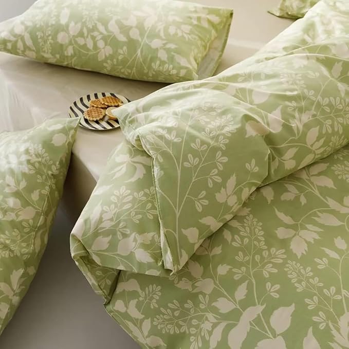 KAREVER Green Botanical Comforter Set King Sage Green Floral Comforter Cotton Women Girls Matcha Green Floral Plant Quilts Garden Bohemian Sage Green Blanket Rustic Leaf Blossom King Bed Comforter