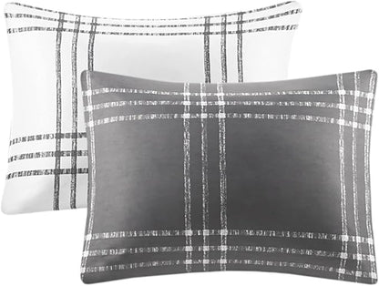 Intelligent Design Pike Reversible Comforter Set, Cottage Plaid Print, Modern Cabin Lifestyle, Down Alternative, All Season Bedding with Matching Sham, Twin/Twin XL White/Grey 2 Piece