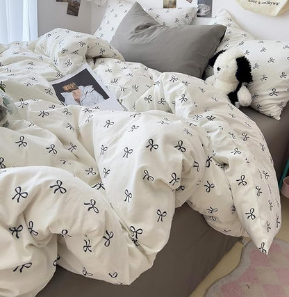 White Queen Comforter Set Black Bow Comforter Set Queen Size, Quilt Bedding Set 3 Pieces, Soft Lightweight Comforter(90‘’ x 90‘’) for Girl All Season & 2 Pillowcases(30‘’x20‘’)