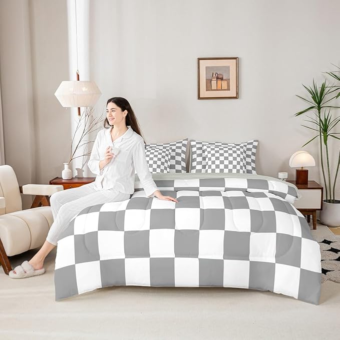 Checkered Retro Comforter Set King Size 7 Pieces Grey Plaid Bedding Set for Kids Boys Girls Geometric Vintage Bed in a Bag Modern Simple Groovy Aesthetic Bedroom Decor All Season Quilted Lightweight