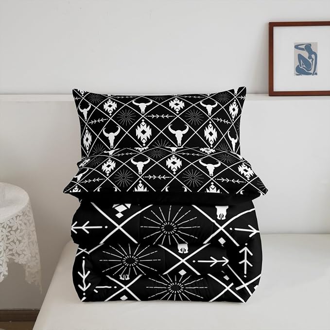 Erosebridal Bull Skull Bedding Set for Boys, Ethnic Western Horns Comforter Set Twin Size Tribal Aztec Boho Southwestern Quilt Farmhouse Animal Vintage Duvet Insert, 1 Pillow Case, Black White