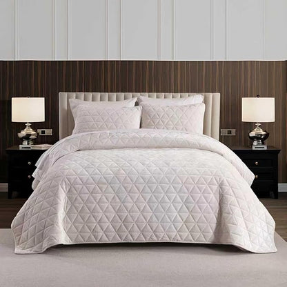 Homzard Velvet King Size Comforter Set, Luxury King Quilt, Cream White Bedding Set, Soft Bedspread, Lightweight for All Season